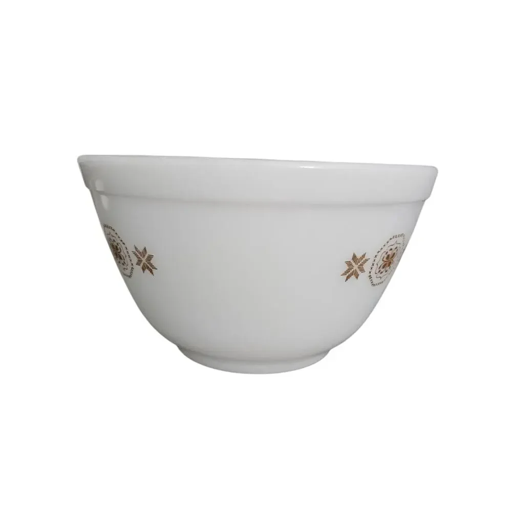 Vintage PYREX 401 Early American Mixing Bowl Brown Gold Milk Glass